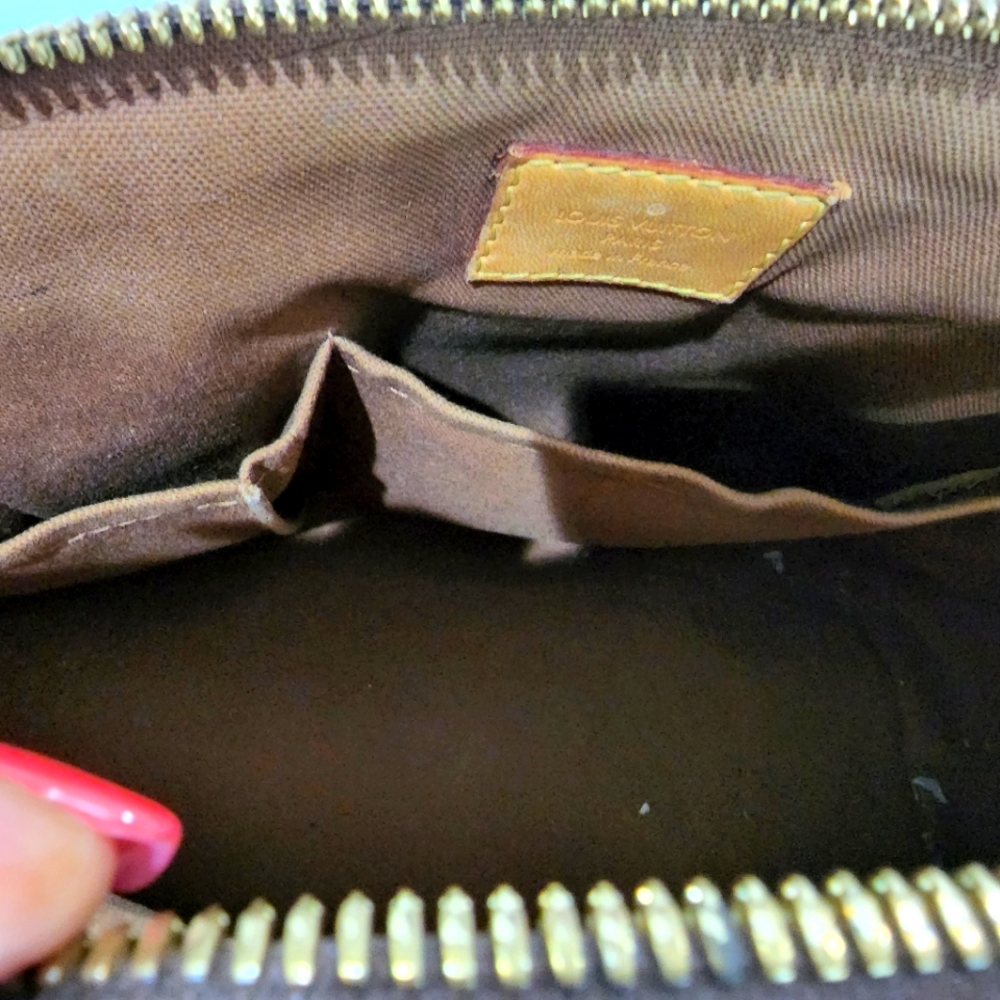 Louis Vuitton Tivoli bag